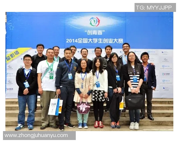 北京与四川男排拉拉队激情对决展现青春活力与团队精神 北京与四川男排拉拉队激情对决展现青春活力与团队精神